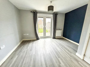 Lounge- click for photo gallery